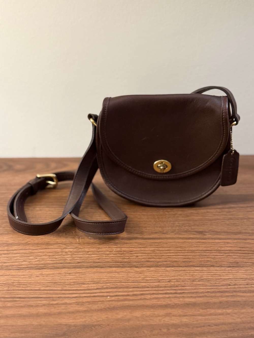 Vintage COACH Watson 9981 Crossbody Bag Dark Brown